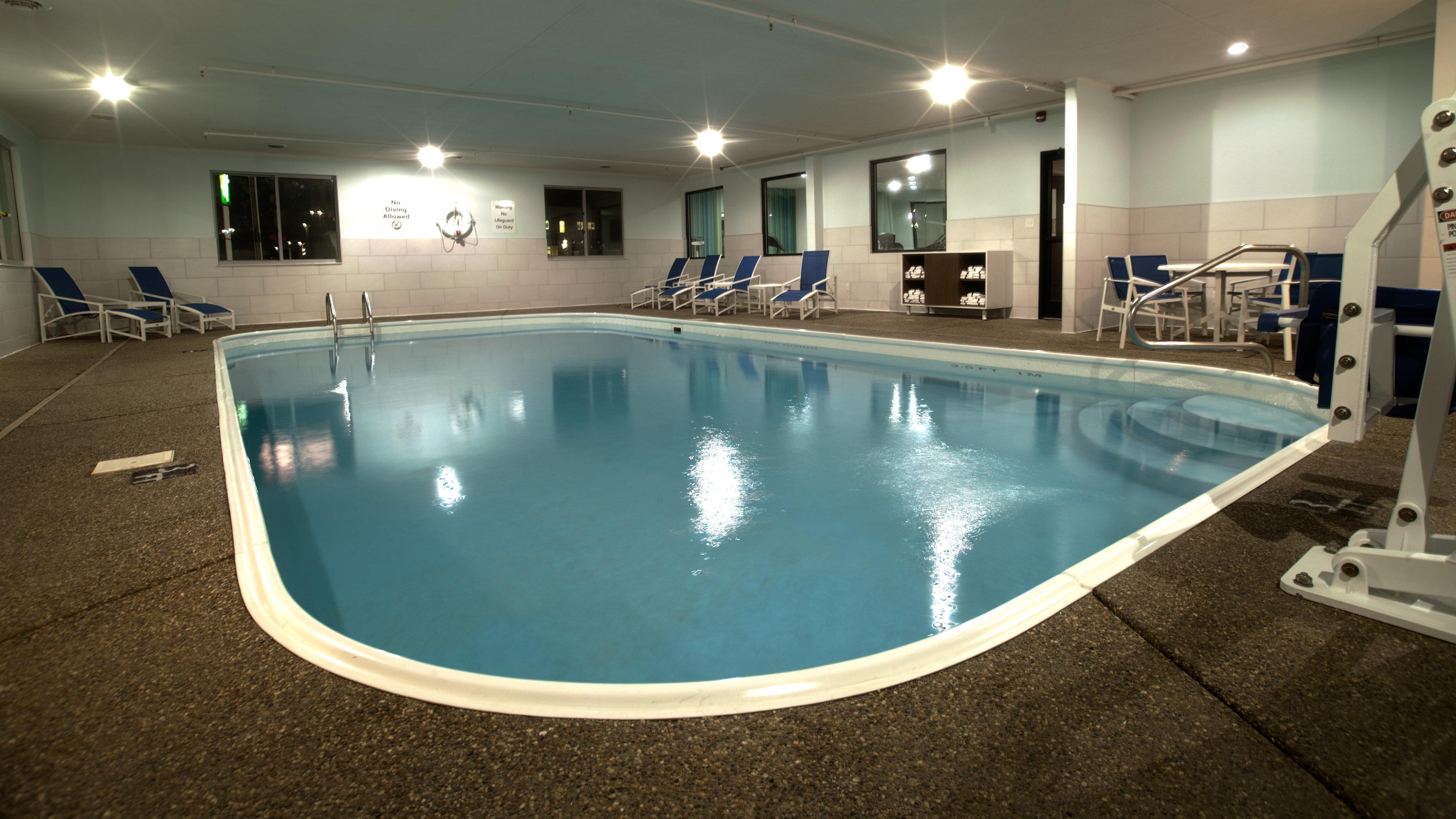 Warrenton Holiday Inn Express & Suites Evansville North By Ihg מראה חיצוני תמונה