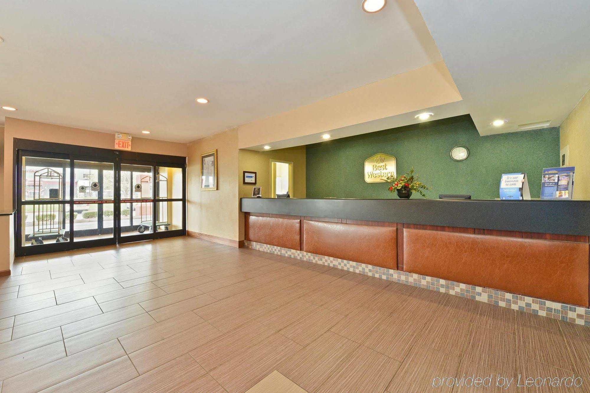 Warrenton Holiday Inn Express & Suites Evansville North By Ihg מראה חיצוני תמונה